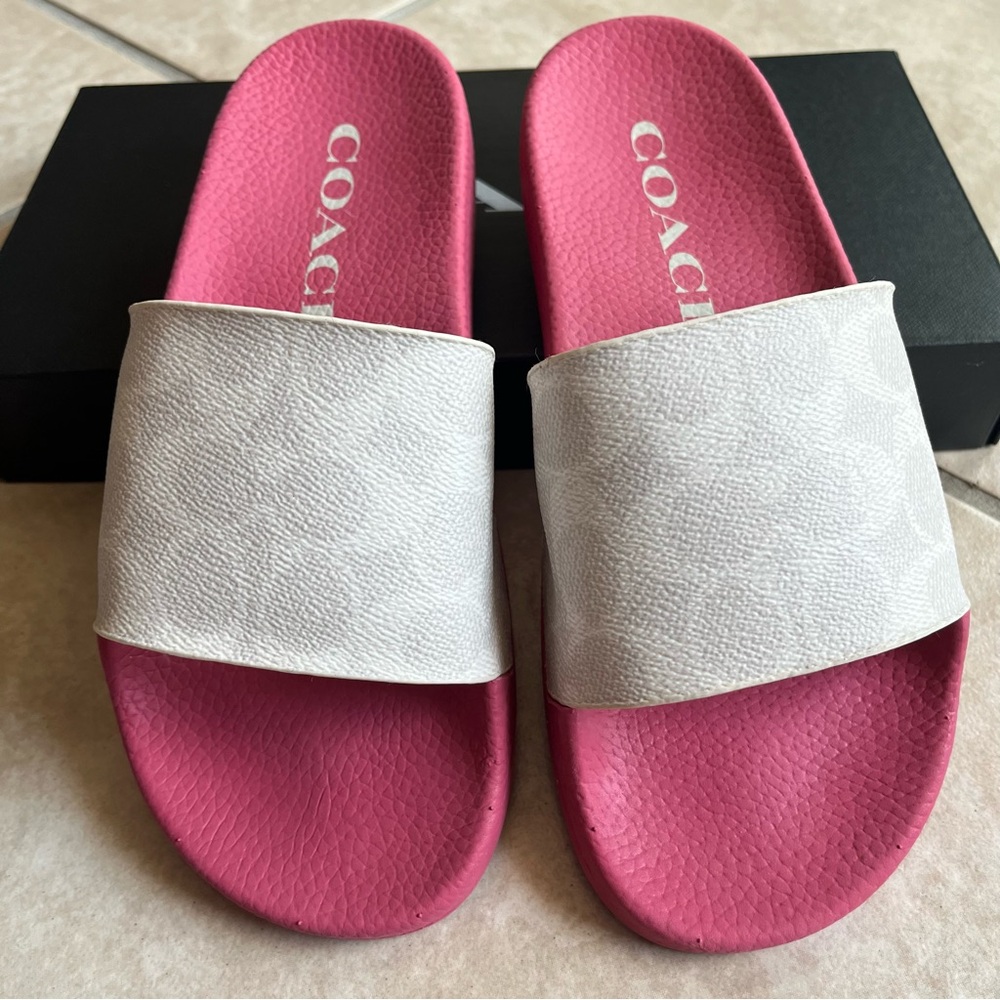 Coach Brand New Udele Slides size 7, Chalk/Confetti Pink